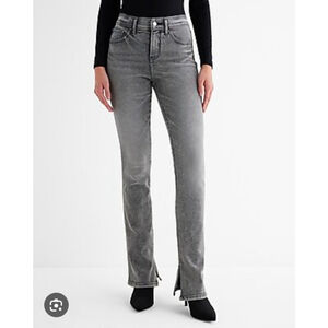 NWOT Women's EXPRESS Vintage Gray Wash Skyscraper Mid-Rise Flare Jeans Size 6